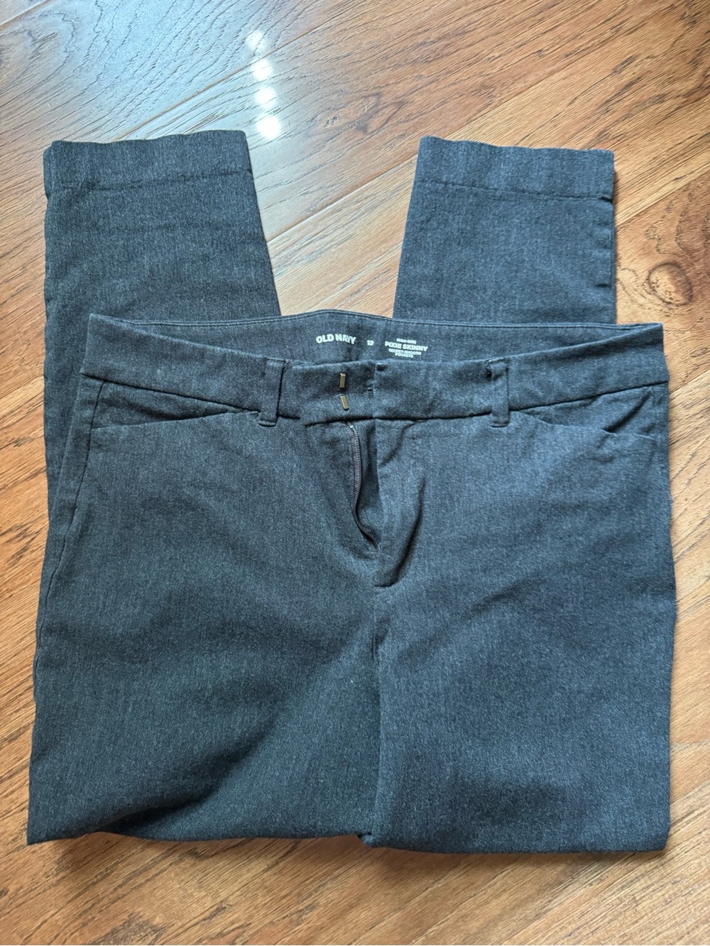 Old Navy Women's Dark Charcoal Skinny Pants